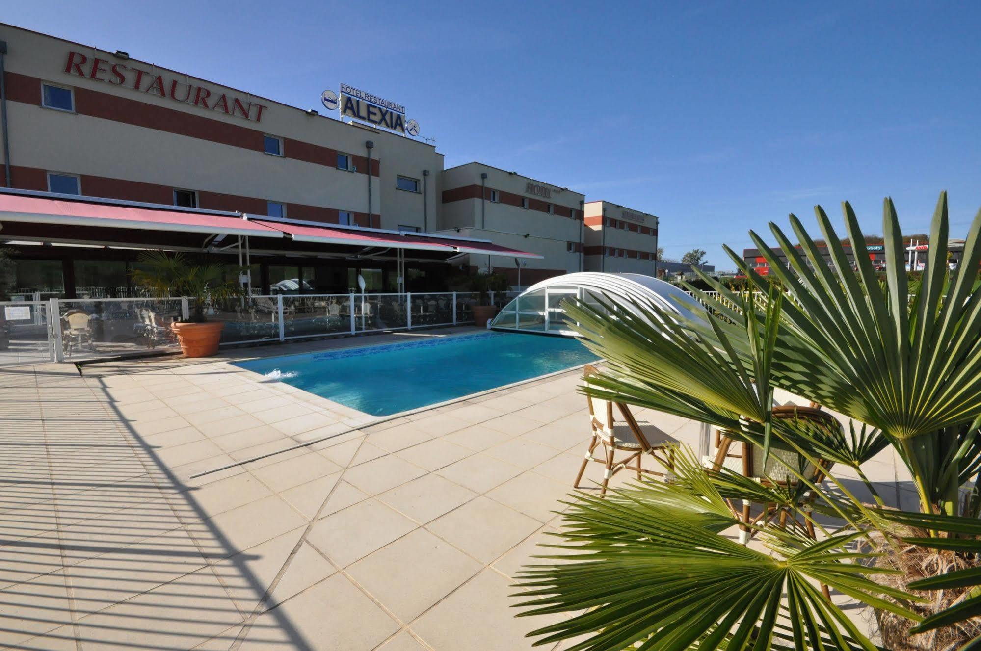 Brit Hotel Confort Alexia - Ла-Сутеррен Экстерьер фото