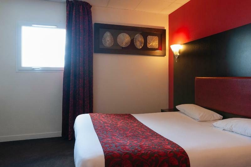 Brit Hotel Confort Alexia - Ла-Сутеррен Экстерьер фото